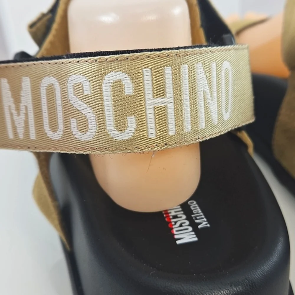 $445 Moschino Sporty Logo-Detailed Suede Platform Sandals Size 11